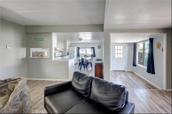 77 El Prado Lane, Oceanside CA 92058