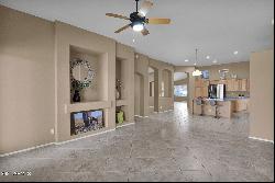 1410 W Flintlock Way, Chandler AZ 85286