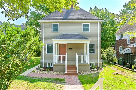 702 Westmoreland Ave, Jeannette PA 15644