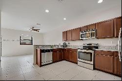 15065 SW 117 Way Unit 15065, Miami FL 33196