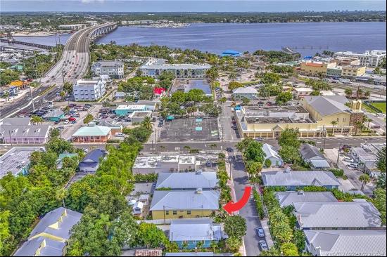 412 SW Akron Avenue, Stuart FL 34994