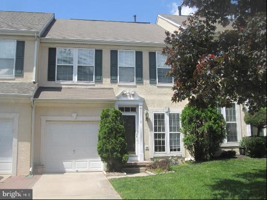 5 Bridle Court, Cherry Hill NJ 08003