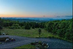 55 Upper Trask Mountain Road, Wolfeboro NH 03894