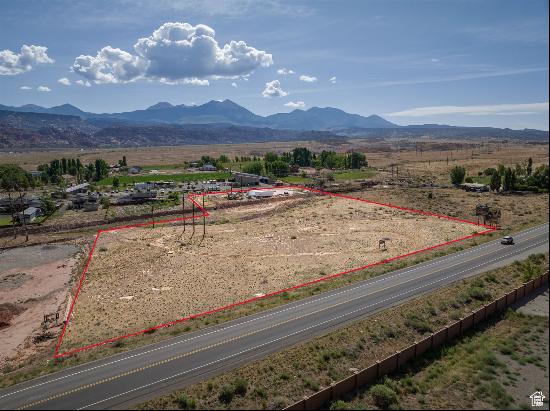 1 CANYON SHADOW SUBDIVISION, Moab UT 84532