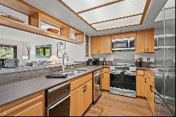 335 Ski Way Unit 313, Incline Village NV 89451