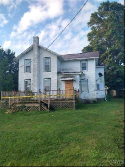 2724 Hayts Corners East Road, Romulus NY 14521