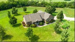 1565 E Country Ln, Mulvane KS 67110