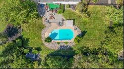 39 Vail Ln, Raritan Twp. NJ 08822