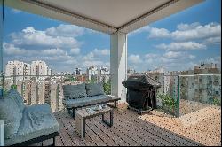 Newly Built Apartment in Tel Aviv North