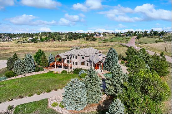 Exquisite Home on 3.6 acres, Perfectly Designed for both Entertaining & Comfort