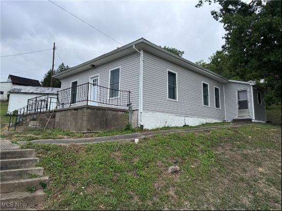 3829 Dugan Road NW, McConnelsville OH 43756