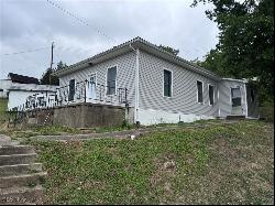 3829 Dugan Road NW, McConnelsville OH 43756