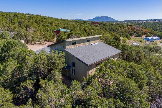 9 Imelda Court, Tijeras NM 87059