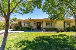 43804 Fenner Avenue, Lancaster CA 93536