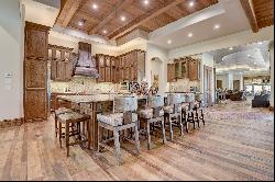 Rustic Luxury Creates a Dynamic Lifestyle