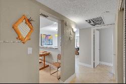 19380 Collins Ave Unit 822, Sunny Isles Beach FL 33160