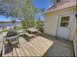 32884 S Maxton Road, Drummond Island MI 49726