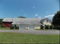 165 Ripley Road, Dexter ME 04930