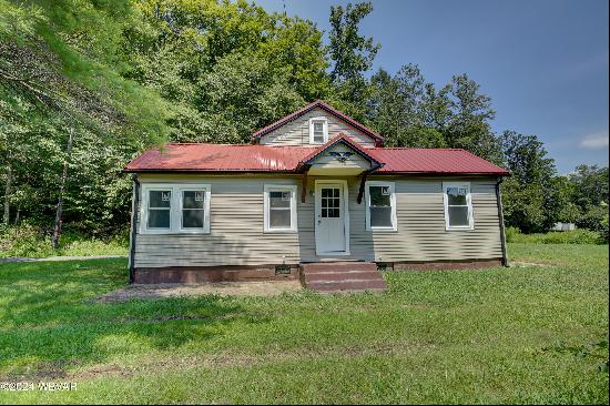 11387 Us-220, Hughesville PA 17737