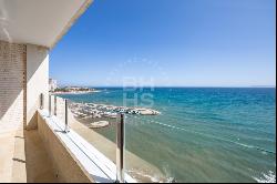 Exquisite Beachfront Penthouse: Luxury Living in Albufereta, Ali, Alicante 03