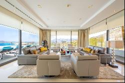 Luxurious 3-Level Retreat with Breathtaking Views in Altea Hills, Altea 03590