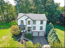 301 Mossy Oak Drive, Cranberry Twp PA 16066