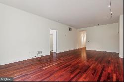 1101 Locust Street Unit 3A, Philadelphia PA 19107