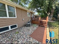 304 N Locust Ave, Sioux Falls SD 57110