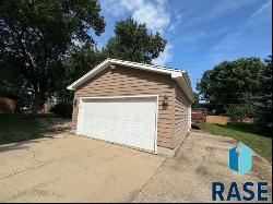 304 N Locust Ave, Sioux Falls SD 57110