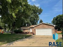 304 N Locust Ave, Sioux Falls SD 57110