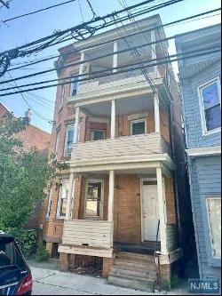 166 8th Street, Passaic NJ 07055