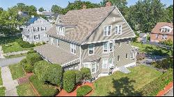 1-3 Fairoaks Ave, Methuen MA 01844