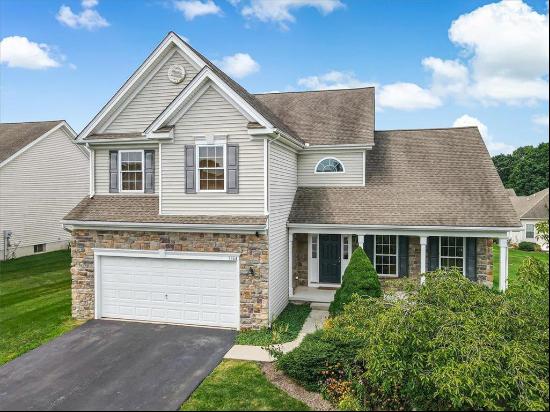 1364 Fox Ridge Rdg, Forks Twp PA 18040