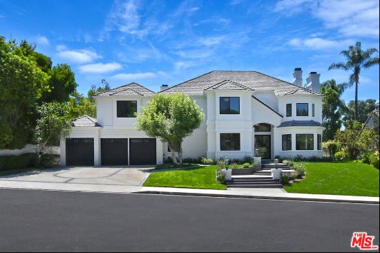 5756 Newcastle Lane, Calabasas CA 91302