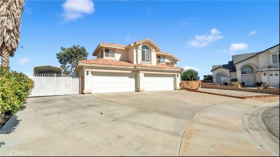 13257 Antioch Circle, Victorville CA 92392