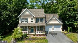 4 Aspen Court, Lancaster PA 17603