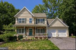 4 Aspen Court, Lancaster PA 17603