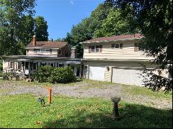 110 Berk Lane, Slippery Rock Twp - But PA 16057