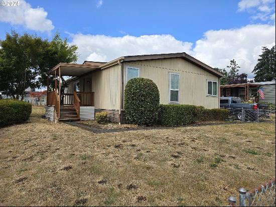 331 Creswood Dr, Creswell OR 97426