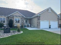 415 Rosewood Circle, Grand Island NE 68803