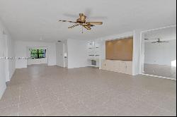 6419 Hitchin Post Way, Delray Beach FL 33484