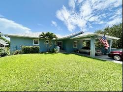 1806 NE River Court, Jensen Beach FL 34957