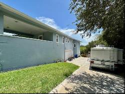 1806 NE River Court, Jensen Beach FL 34957