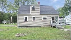 565 N Maple St, Mercer Boro - MER PA 16137