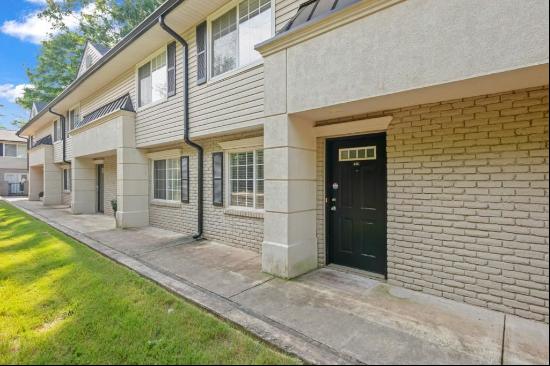 6940 Roswell Road #24E, Sandy Springs GA 30328