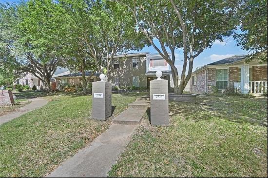 2736 Clayton Oaks Drive, Dallas TX 75227