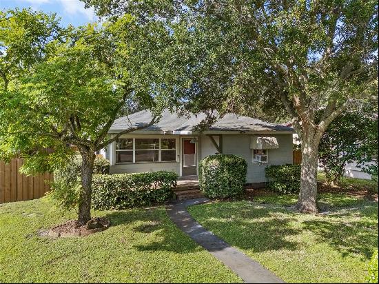 3500 9th Avenue N, Saint Petersburg FL 33713