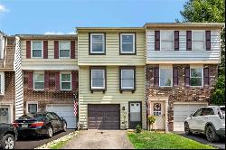 304 Shady Ridge Dr, Monroeville PA 15146