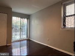 1025 S 6th Street Unit A, Philadelphia PA 19147