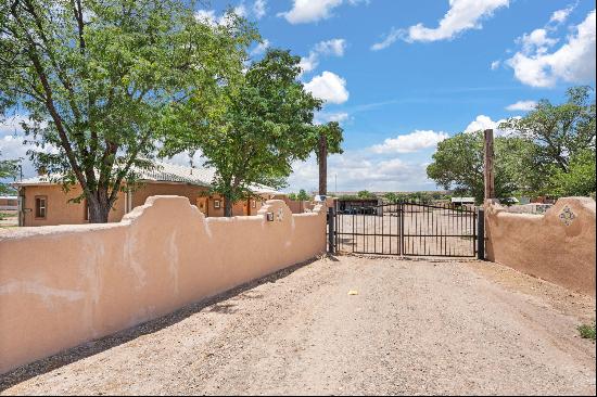 1408 Highway 116, Belen NM 87002